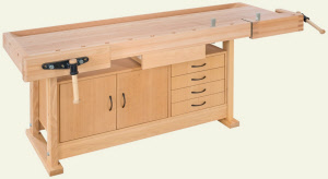 De meubelmakers werkbank kan mét of zonder onderkast geleverd worden. 